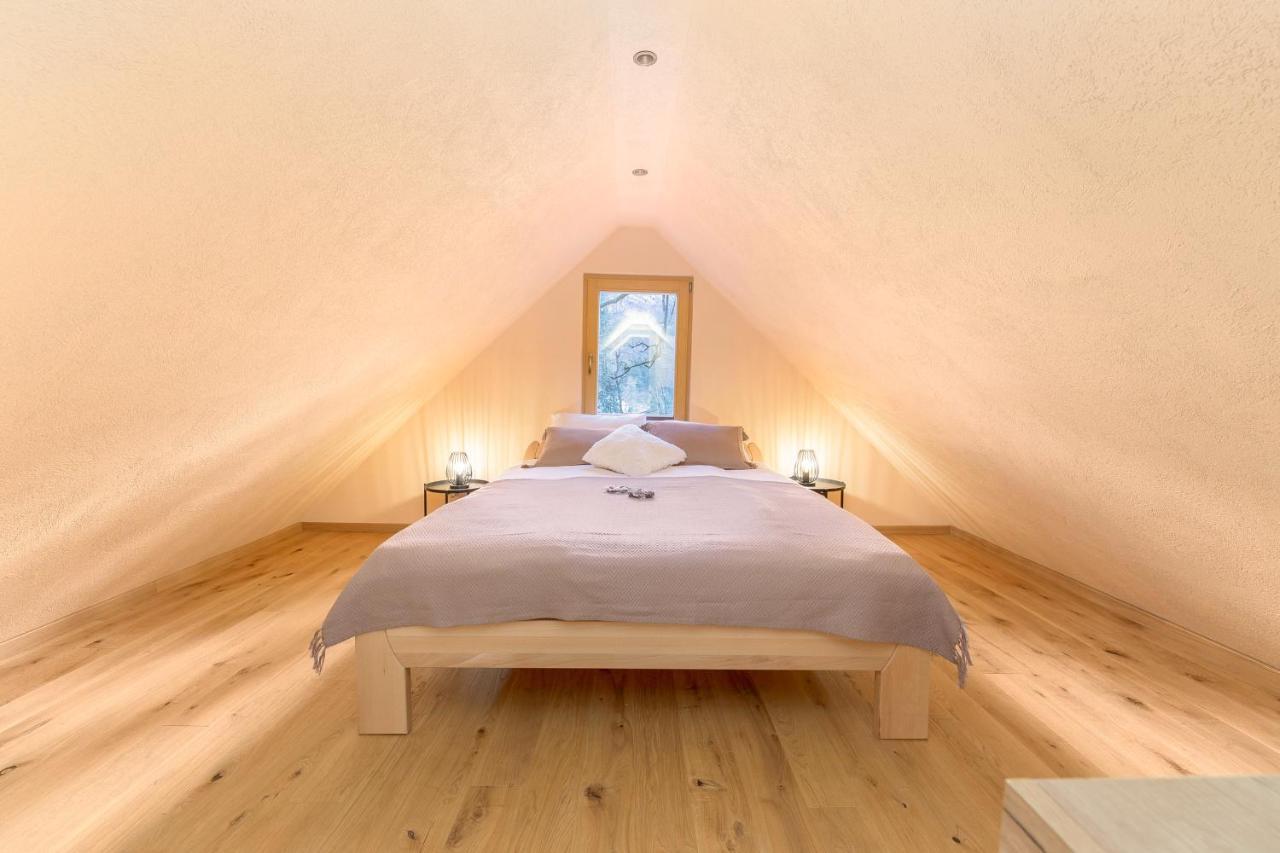 Bohinj Cottage Pr' Maricki - House In Nature With Hot Tub & Sauna Bagian luar foto