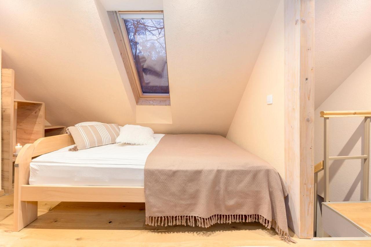 Bohinj Cottage Pr' Maricki - House In Nature With Hot Tub & Sauna Bagian luar foto
